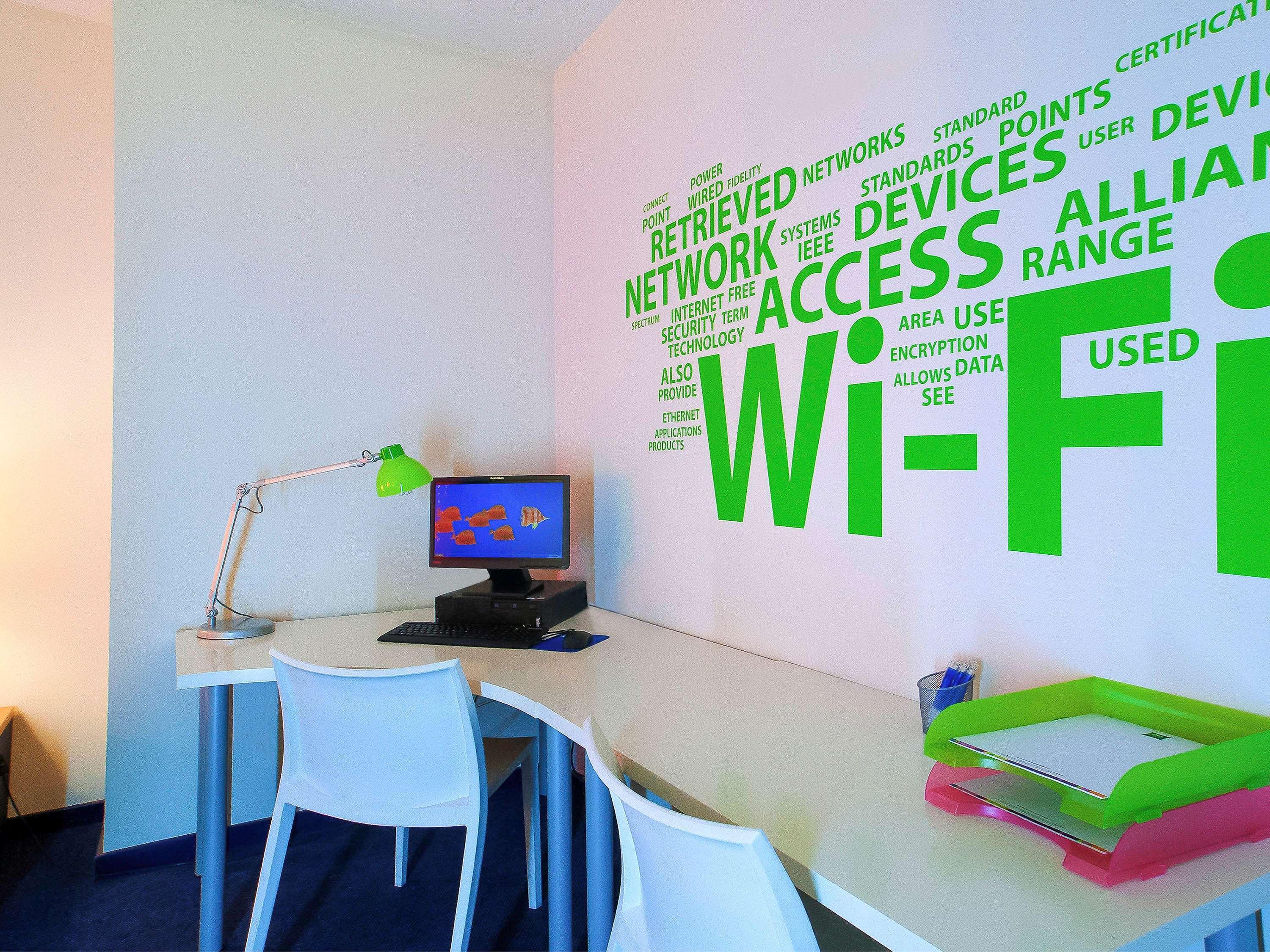Ibis Styles Zaragoza Ramiro I Hotell Exteriör bild